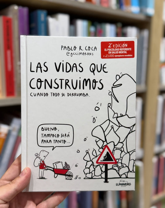 OcciPack: Libro "Las vidas que construimos" + 2 Láminas a elegir + occipegatinas